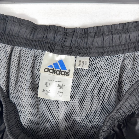 VTG Adidas Windbreaker Pants Climashell 3/4 Crop XL NWT Black Cargo Techwear Y2K - Picture 3 of 11